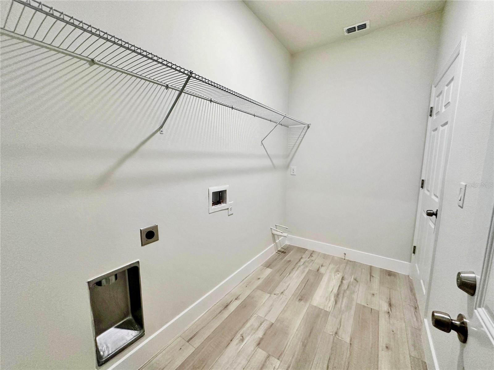 CITRUS SPGS UNIT 11 - Residential