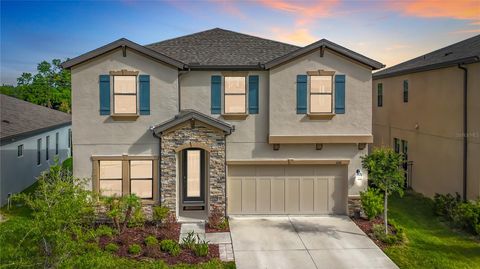 Photo of 12611 Shetland Walk Drive, Lithia, FL 33547 (MLS # TB8504125)