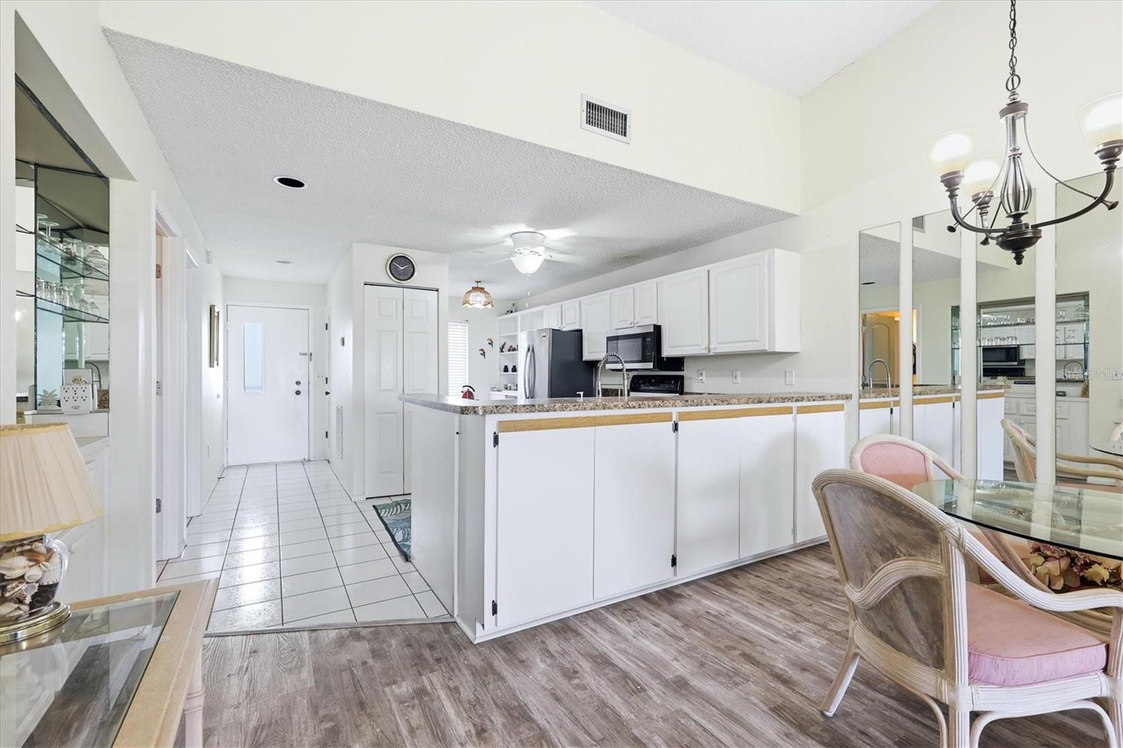 FIDDLERS GREEN PH 01 BLDG 02 - Residential