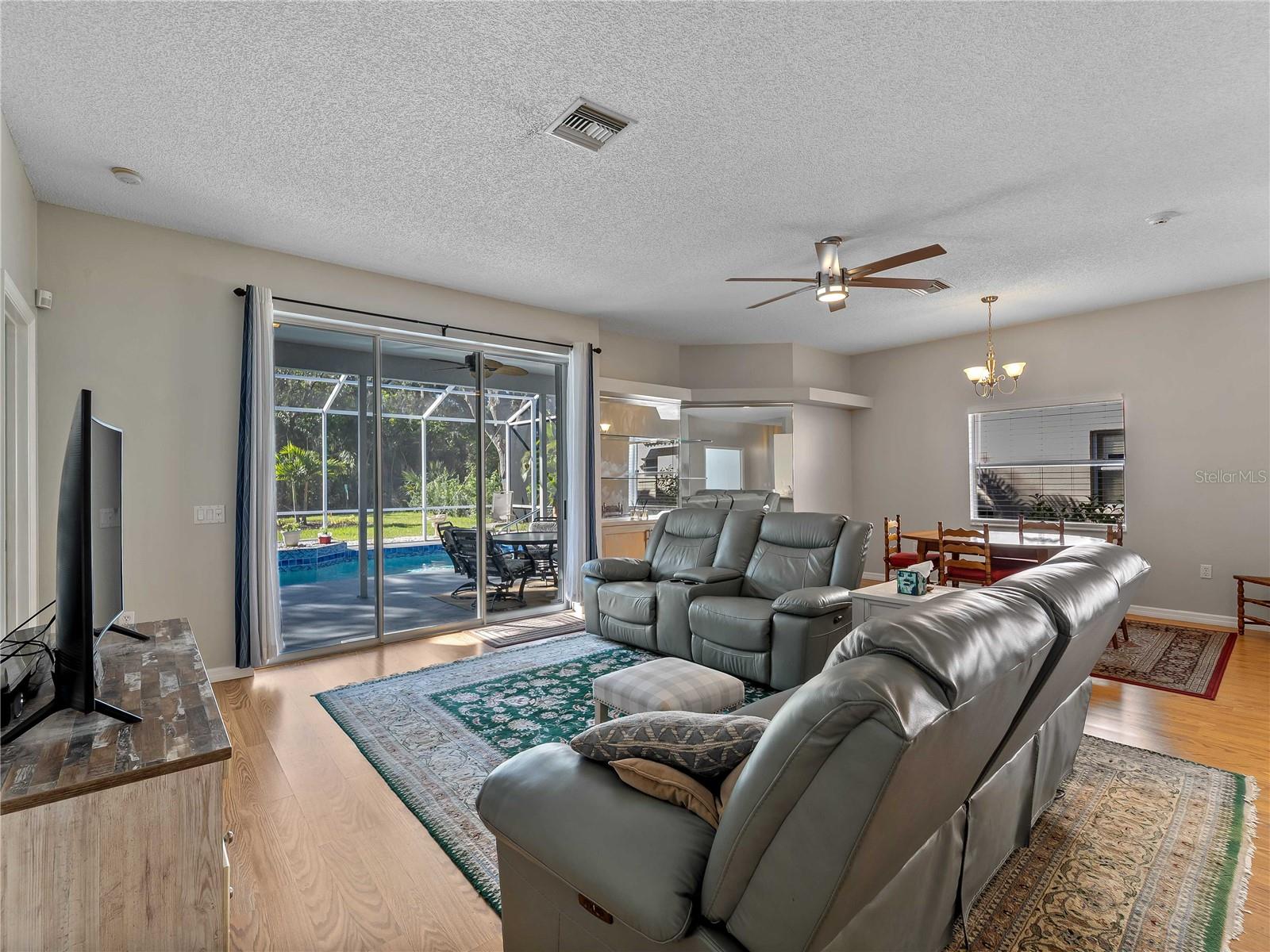 DEL SOL VILLAGE AT LONGWOOD RUN PH 02 - Residential