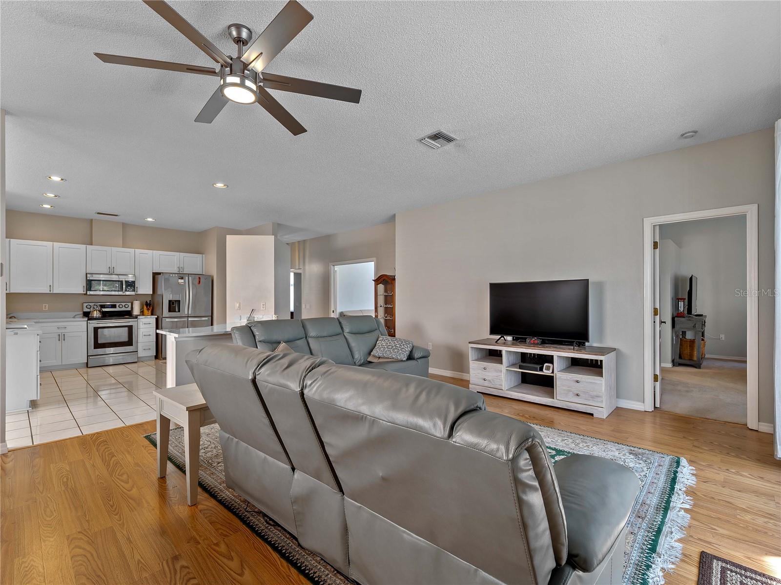 DEL SOL VILLAGE AT LONGWOOD RUN PH 02 - Residential