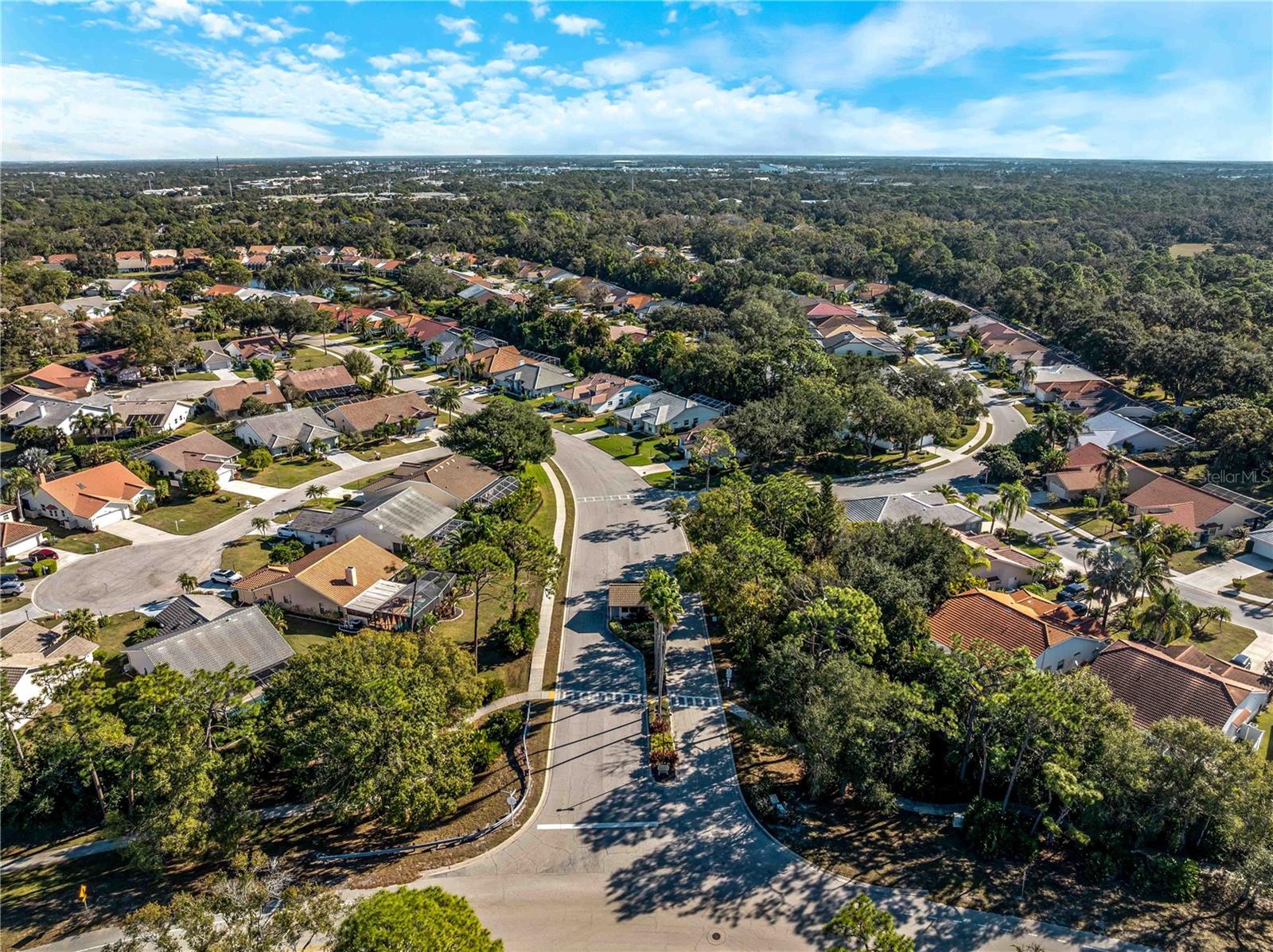 DEL SOL VILLAGE AT LONGWOOD RUN PH 02 - Residential