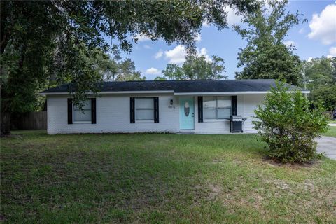 Photo of 15872 SW 133rd Lane, Archer, FL 32618 (MLS # GC534165) Photo of 15872 SW 133rd Lane, Archer, FL 32618 (MLS # GC534165)
