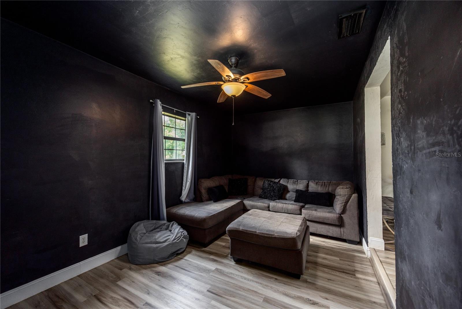 ARCHER WOODS - Residential