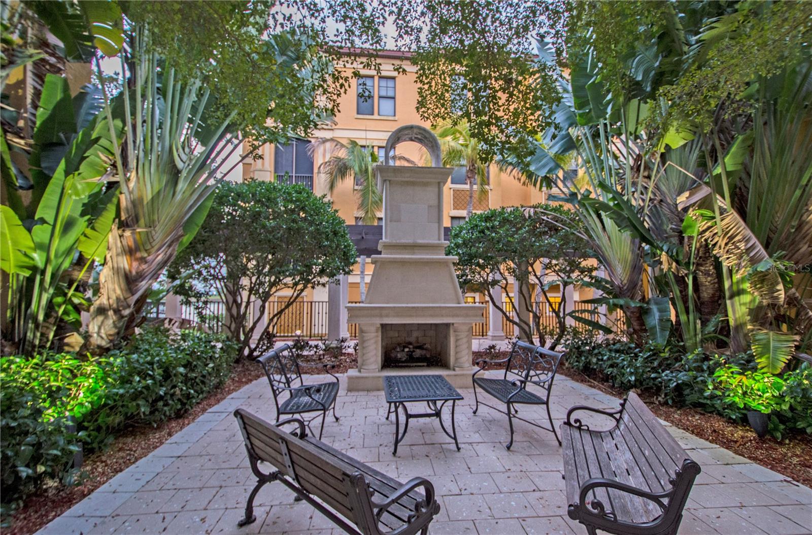 BOCA LAGO/VIVANTE 02 - Residential