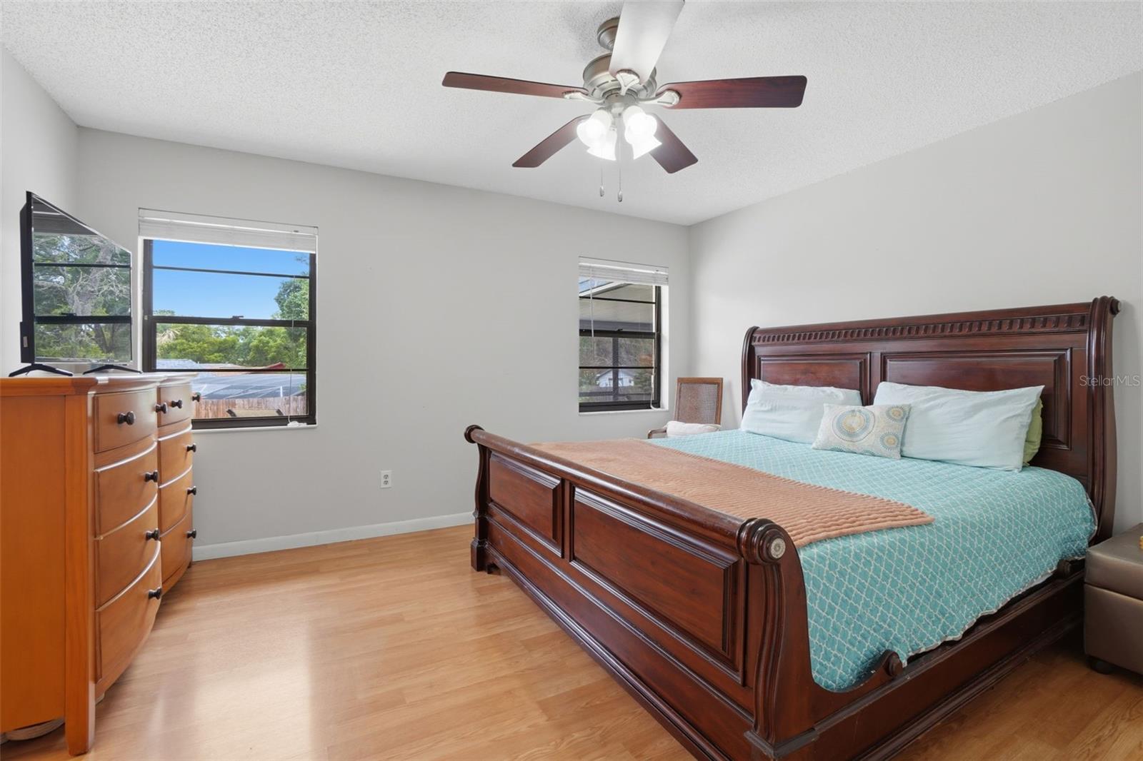 ROLLING OAKS - Residential