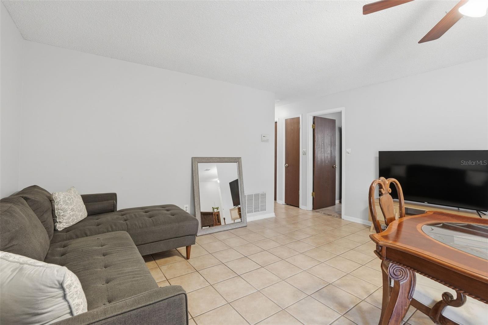 ROLLING OAKS - Residential