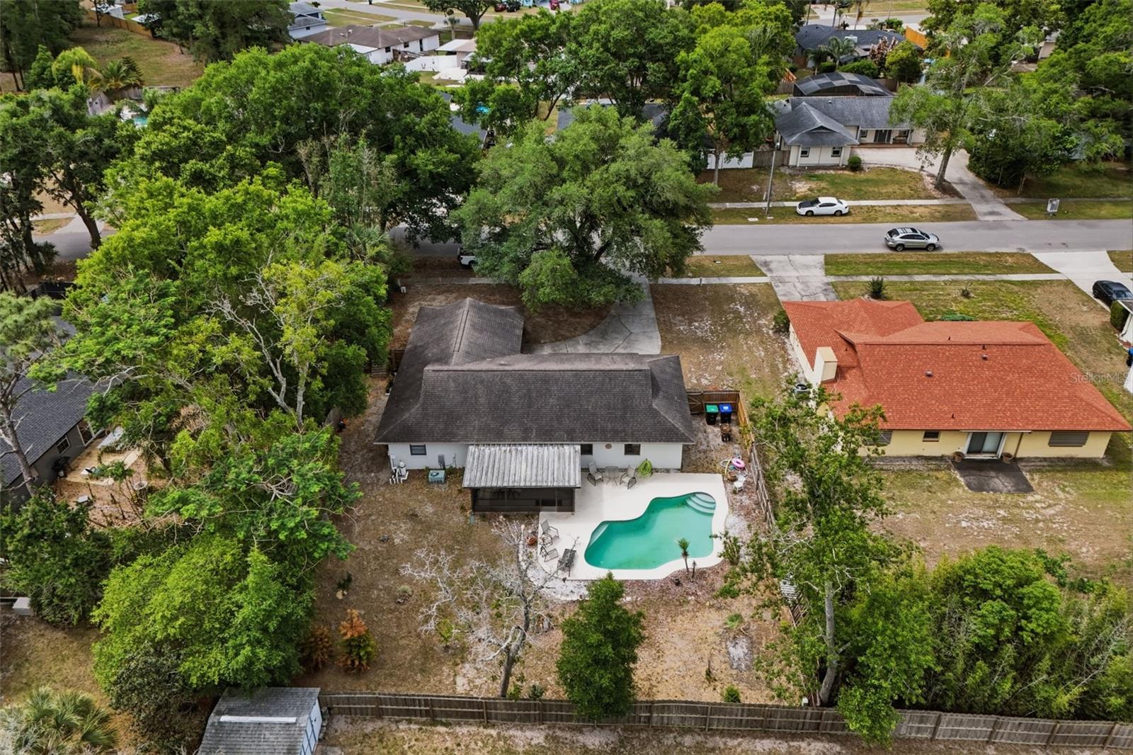 ROLLING OAKS - Residential