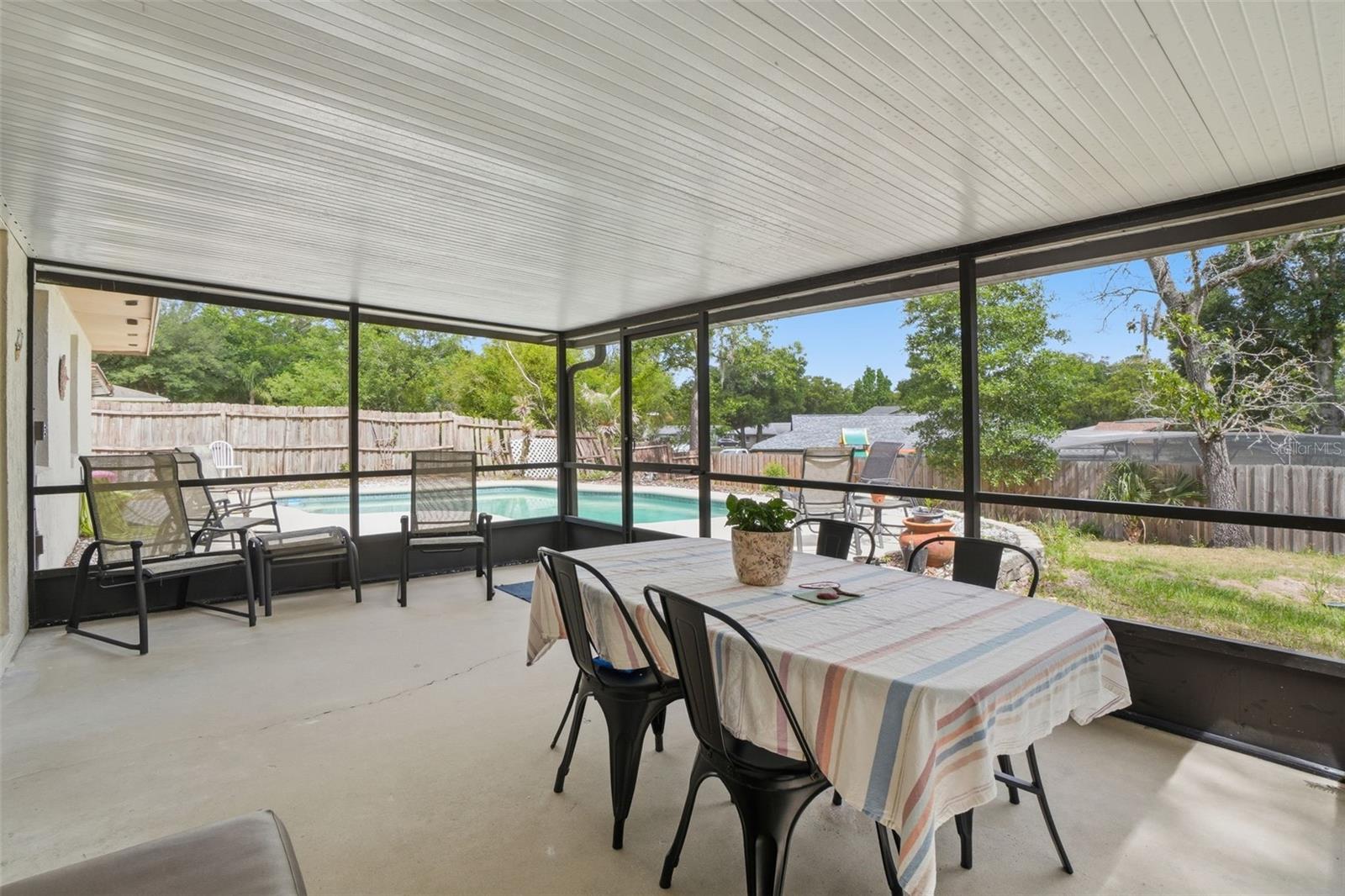 ROLLING OAKS - Residential