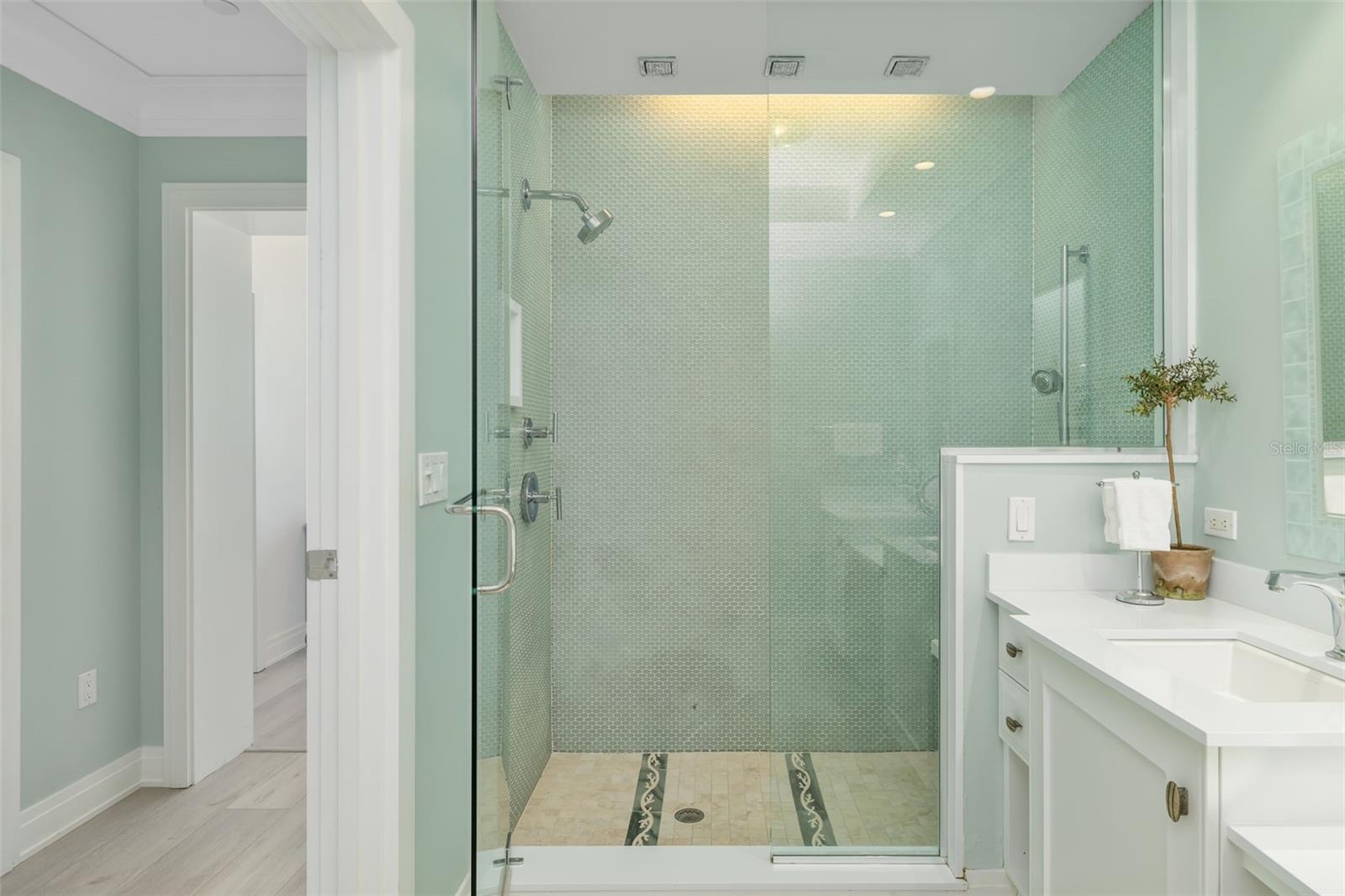 SIESTA KEY BEACH RESIDENCES II - Residential