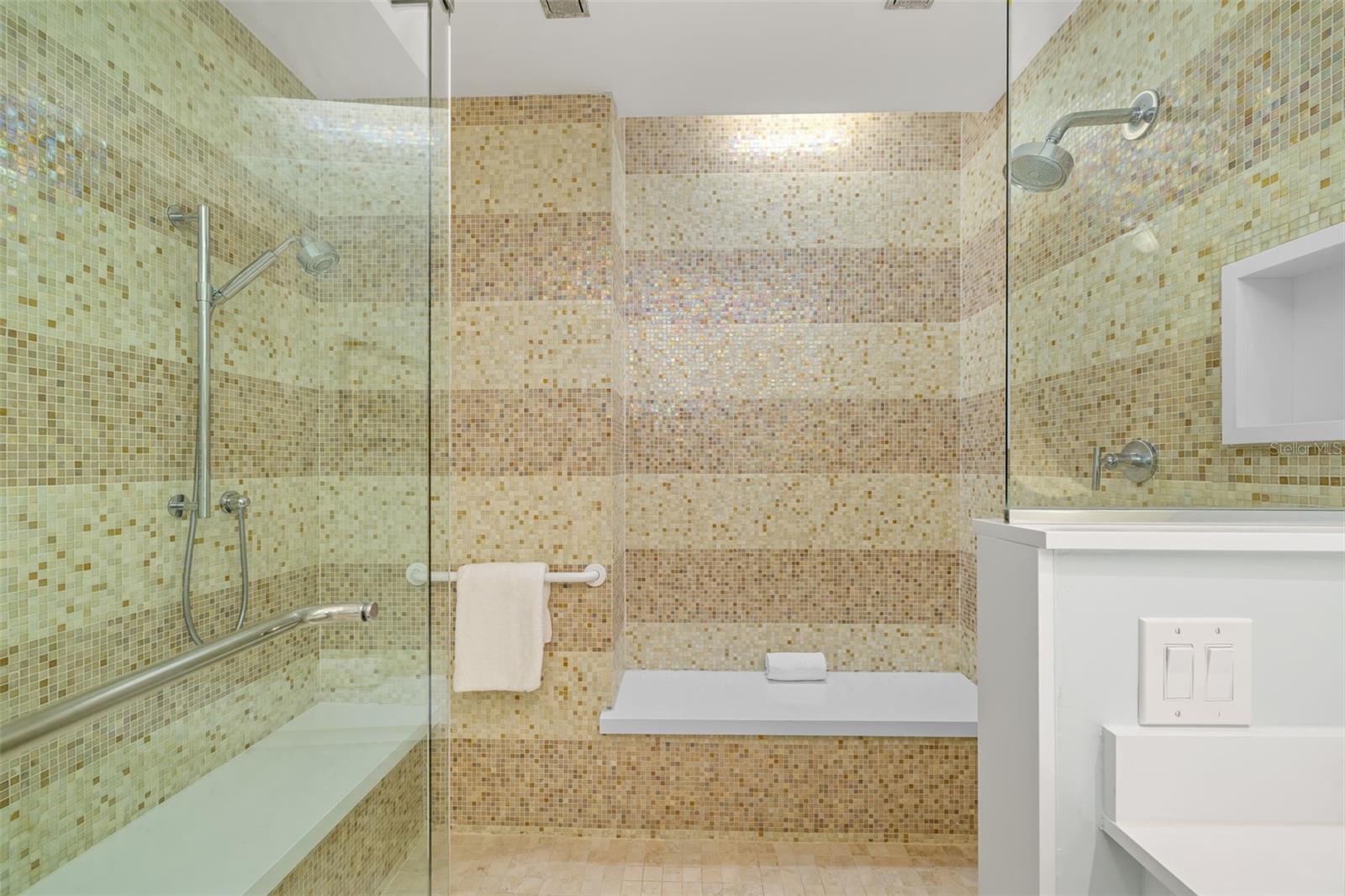 SIESTA KEY BEACH RESIDENCES II - Residential