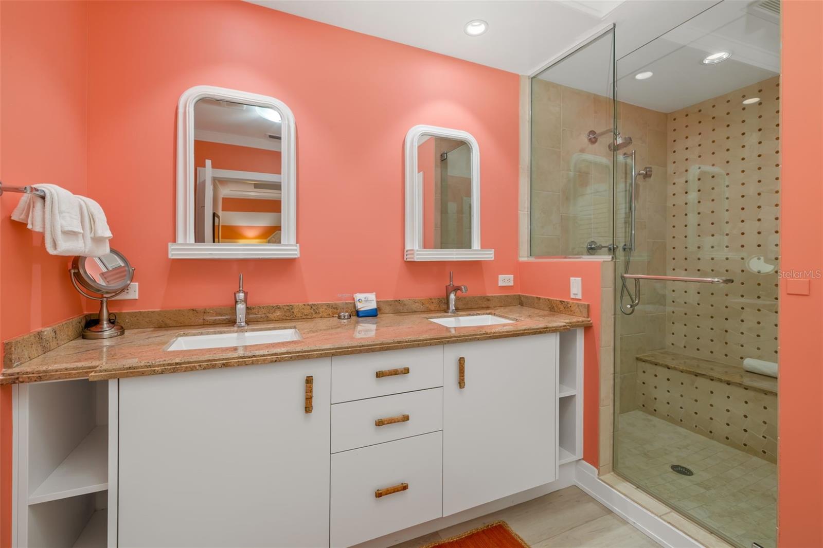 SIESTA KEY BEACH RESIDENCES II - Residential