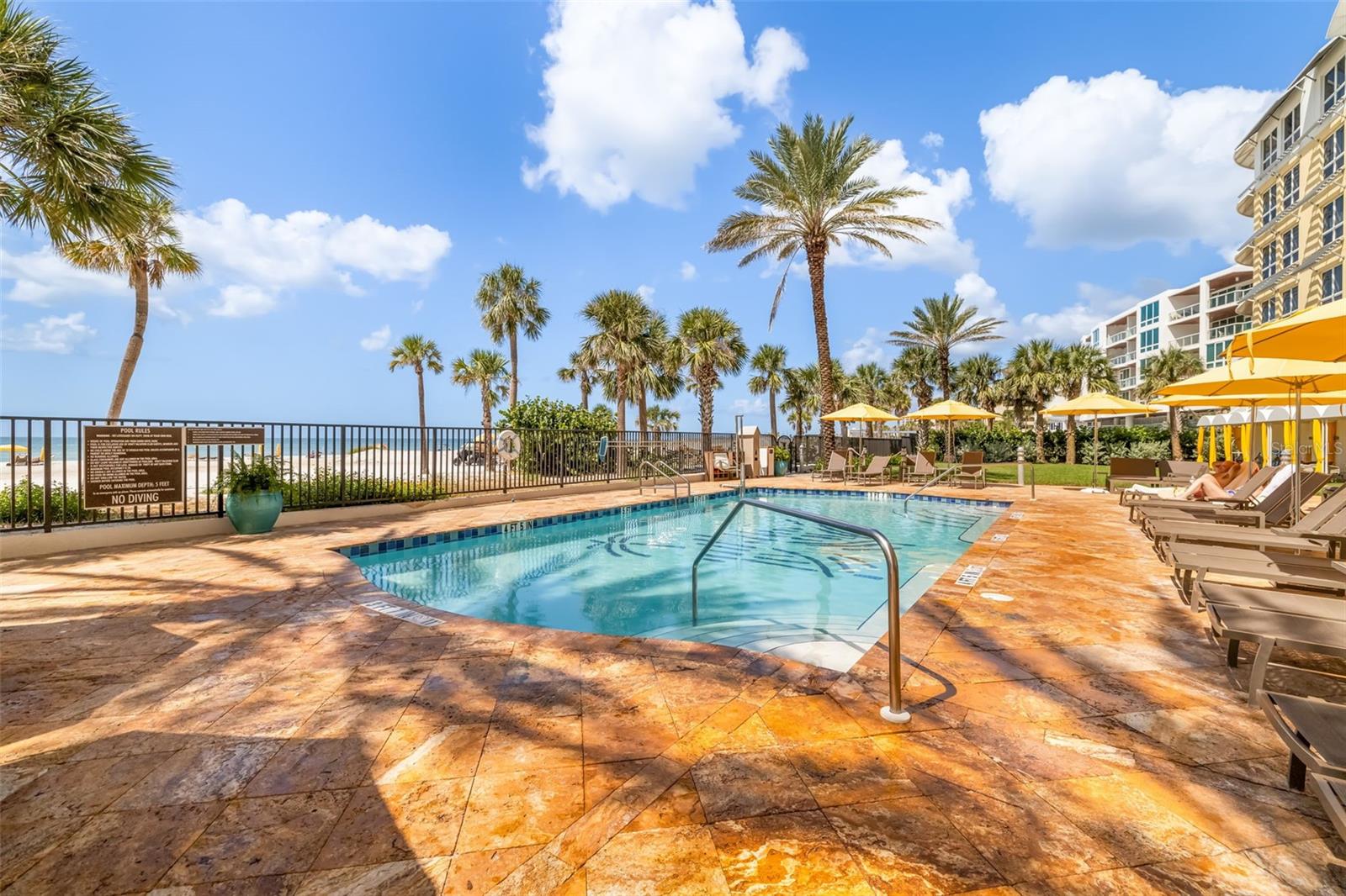 SIESTA KEY BEACH RESIDENCES II - Residential