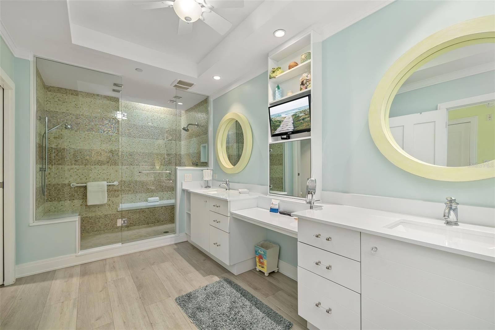 SIESTA KEY BEACH RESIDENCES II - Residential