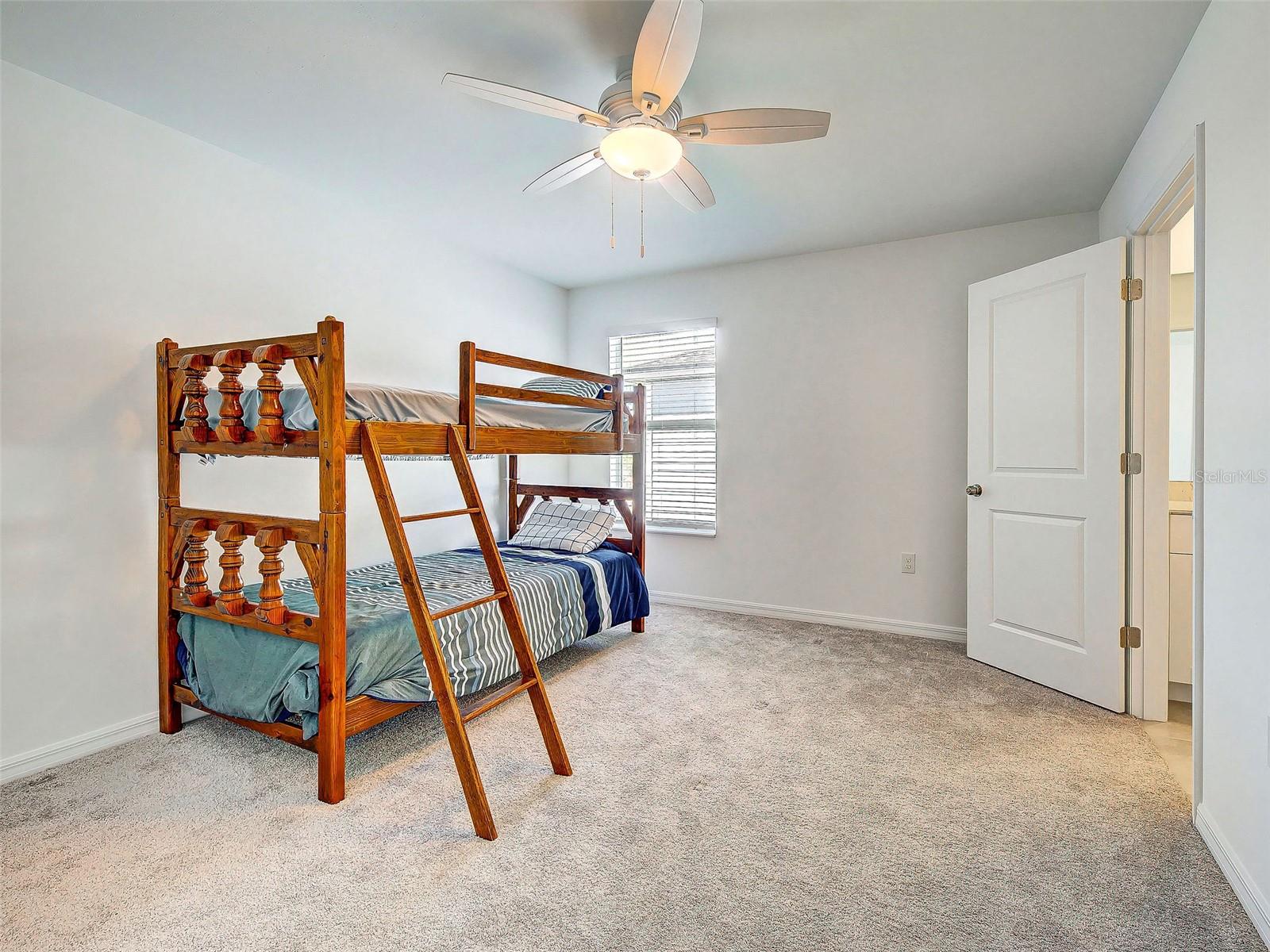 CRANE LNDG PH III - Residential