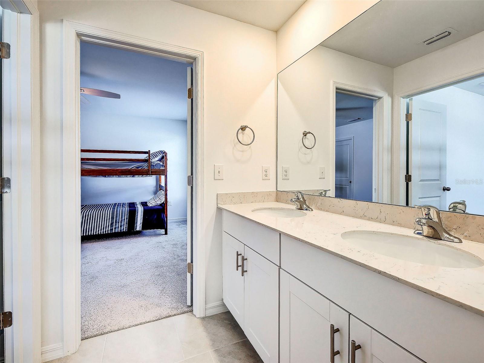 CRANE LNDG PH III - Residential