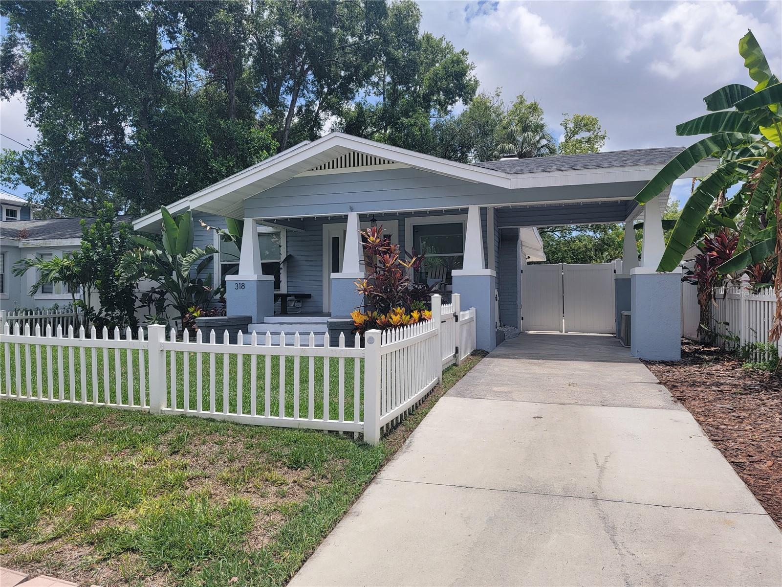 318 W CREST AVENUE