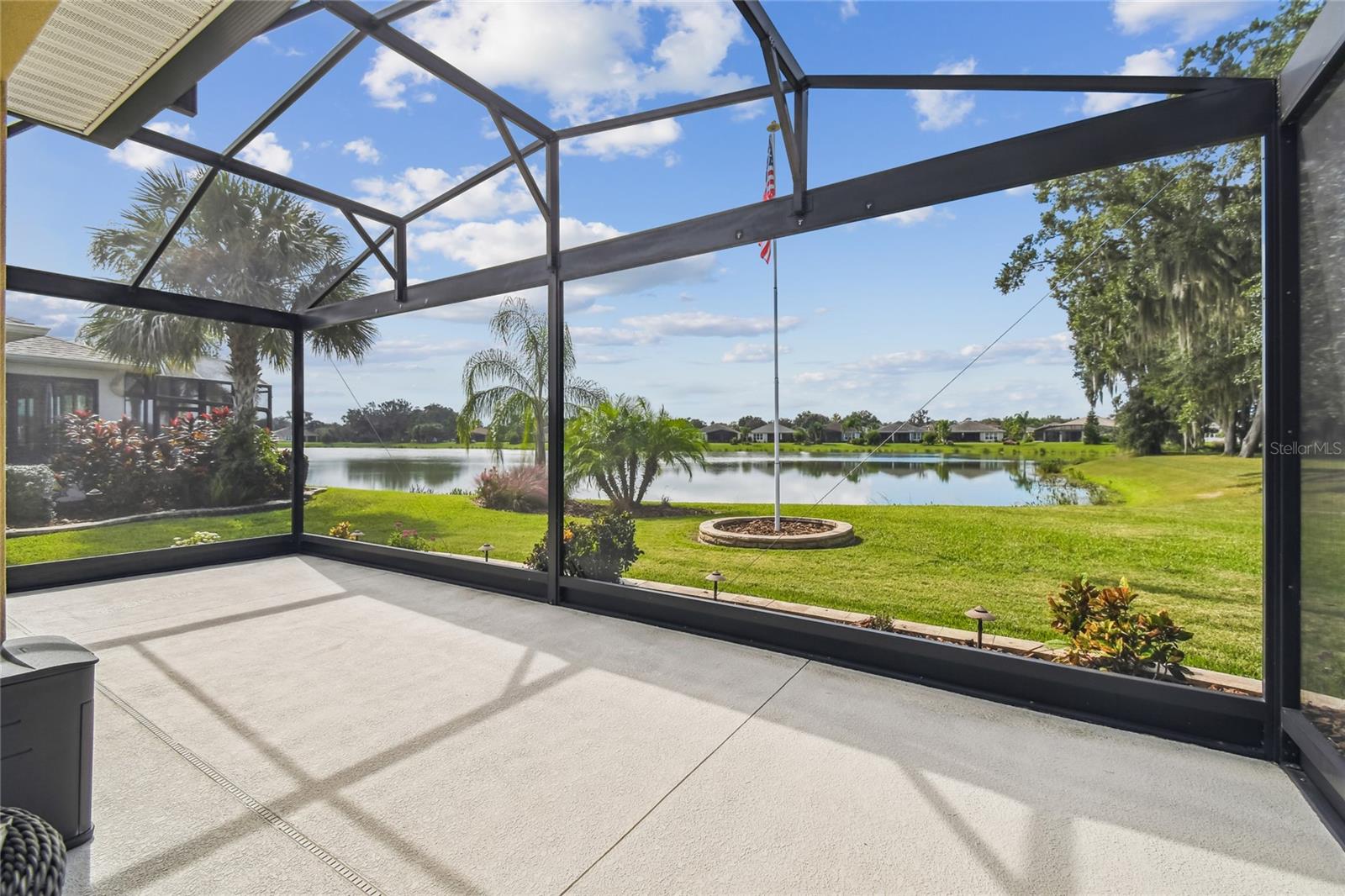 333 VIA TORRENTE DR