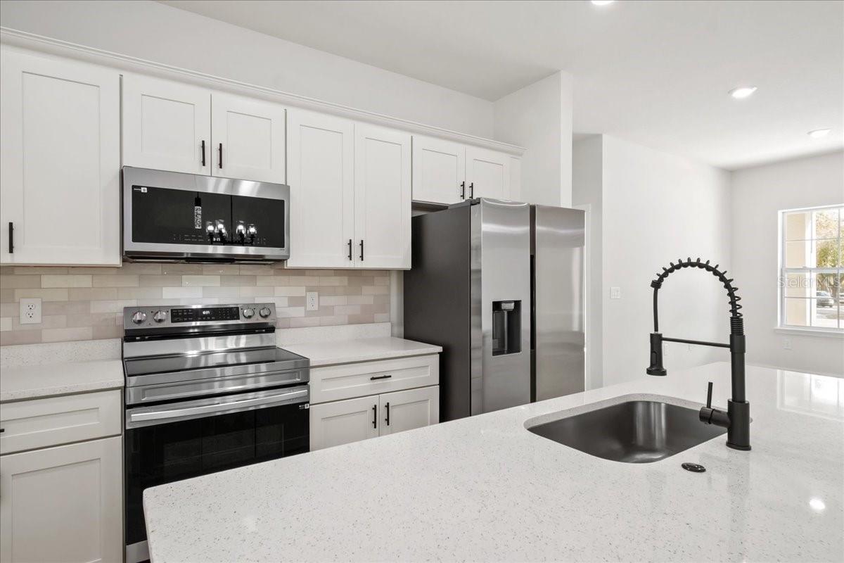 CITRUS SPGS UN 7 - Residential