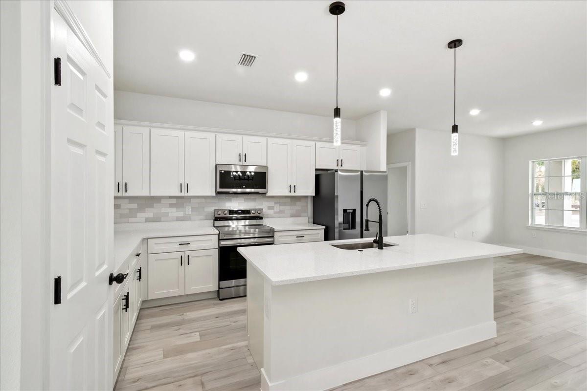 CITRUS SPGS UN 7 - Residential