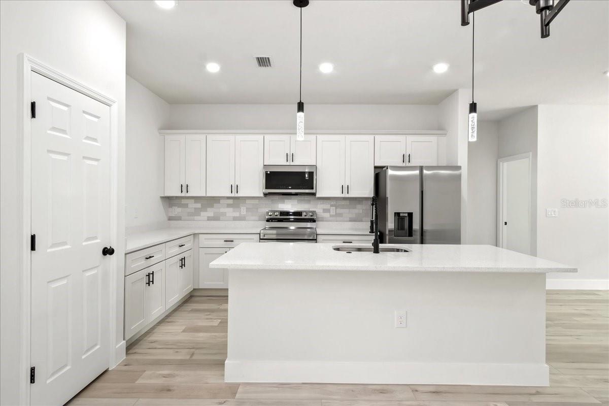 CITRUS SPGS UN 7 - Residential