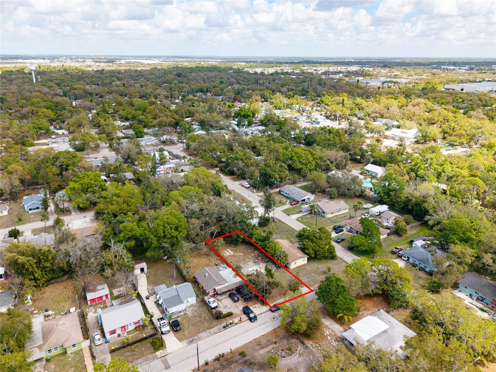 HIGHLAND PINES - Land