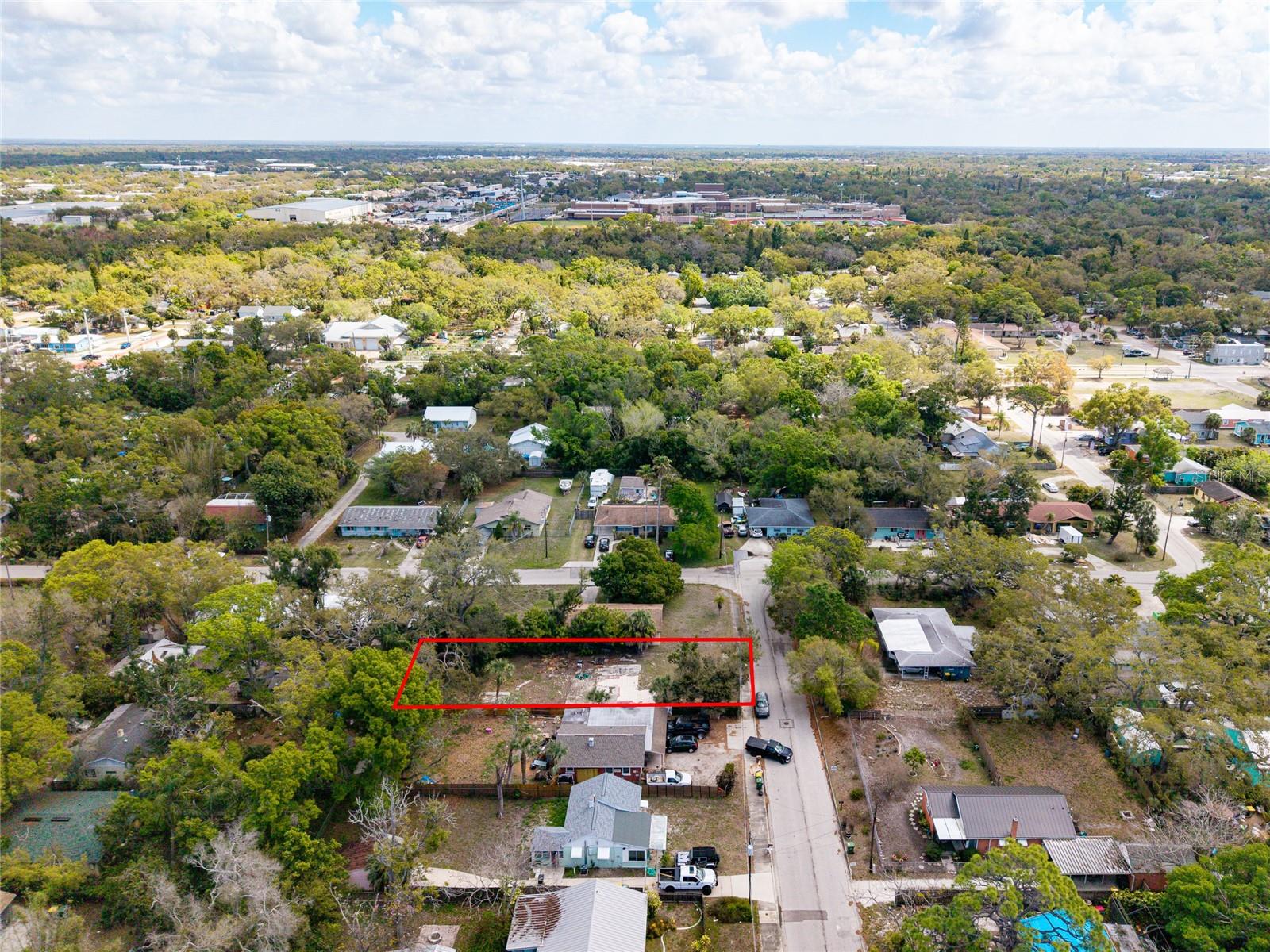 HIGHLAND PINES - Land