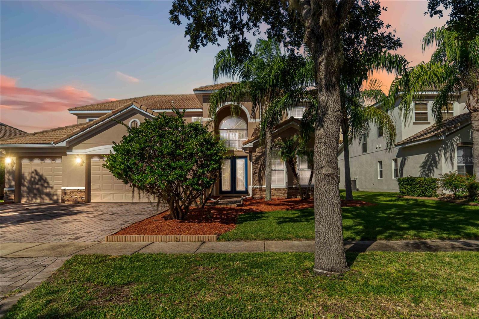 3814 GOLDEN FEATHER WAY