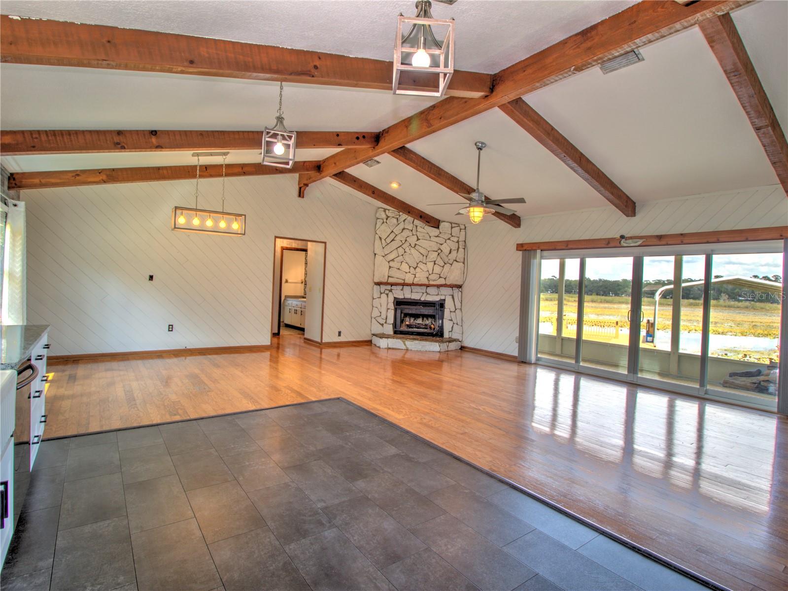 KERR SHORES - Residential