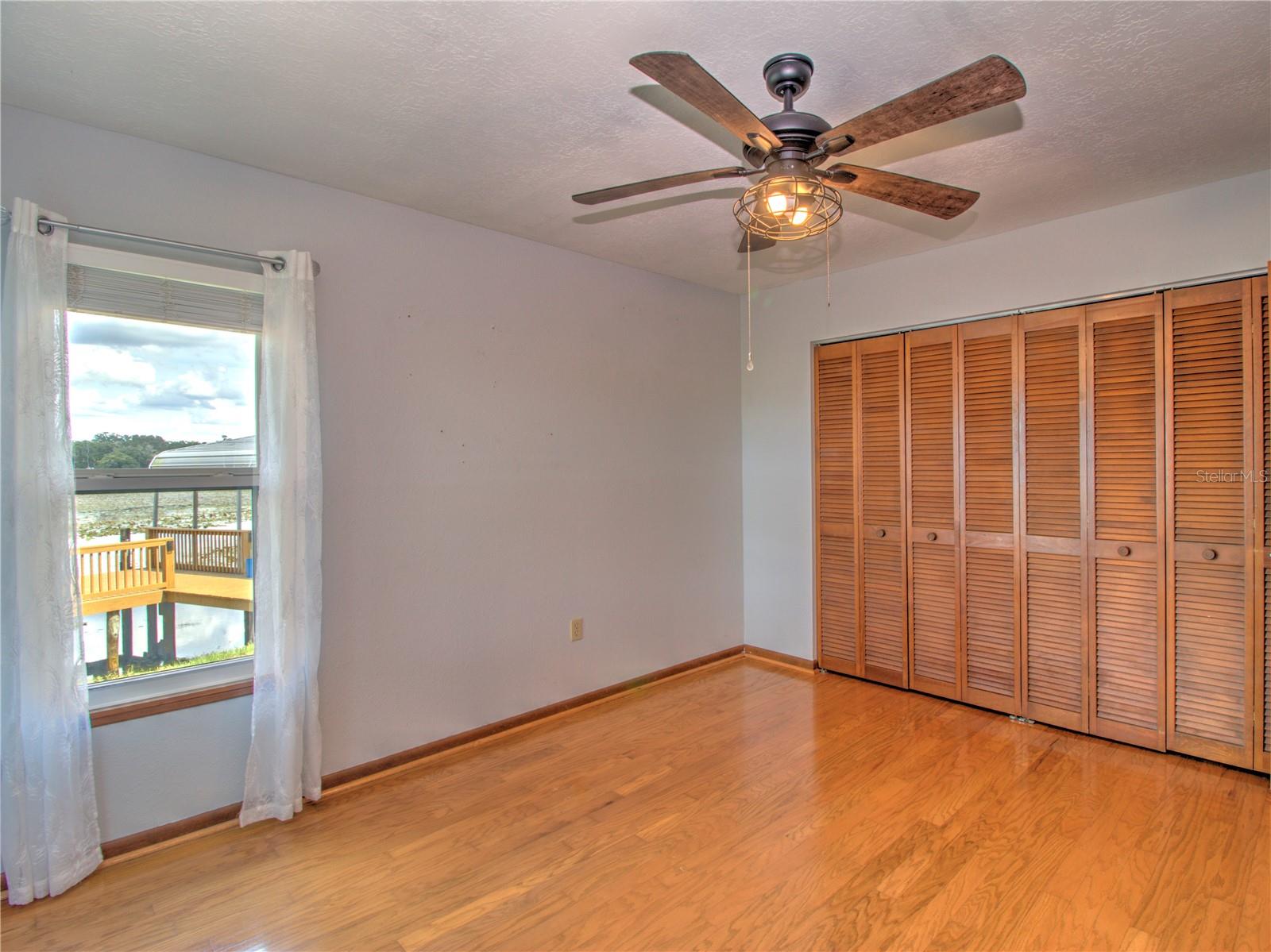 KERR SHORES - Residential