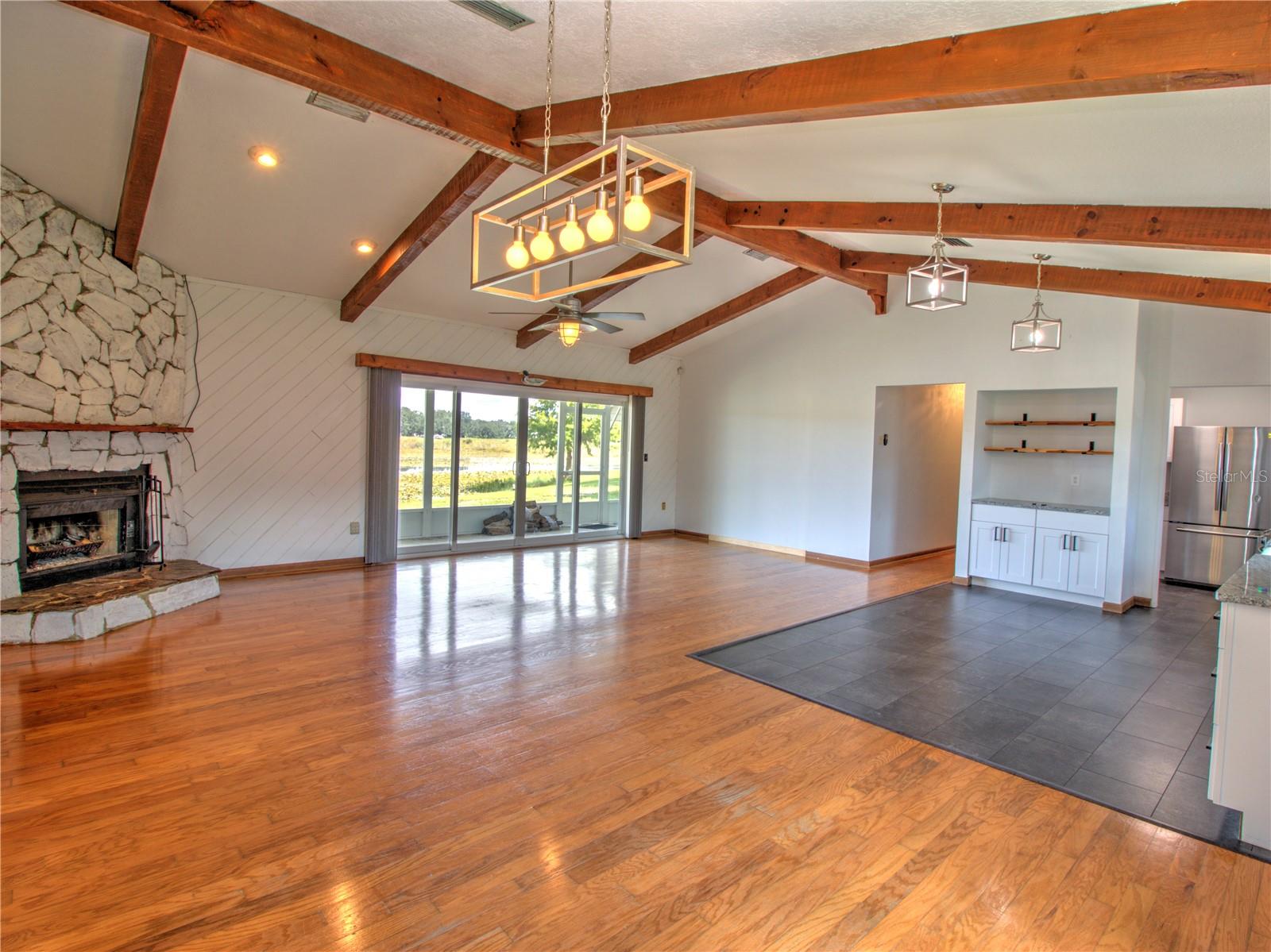 KERR SHORES - Residential