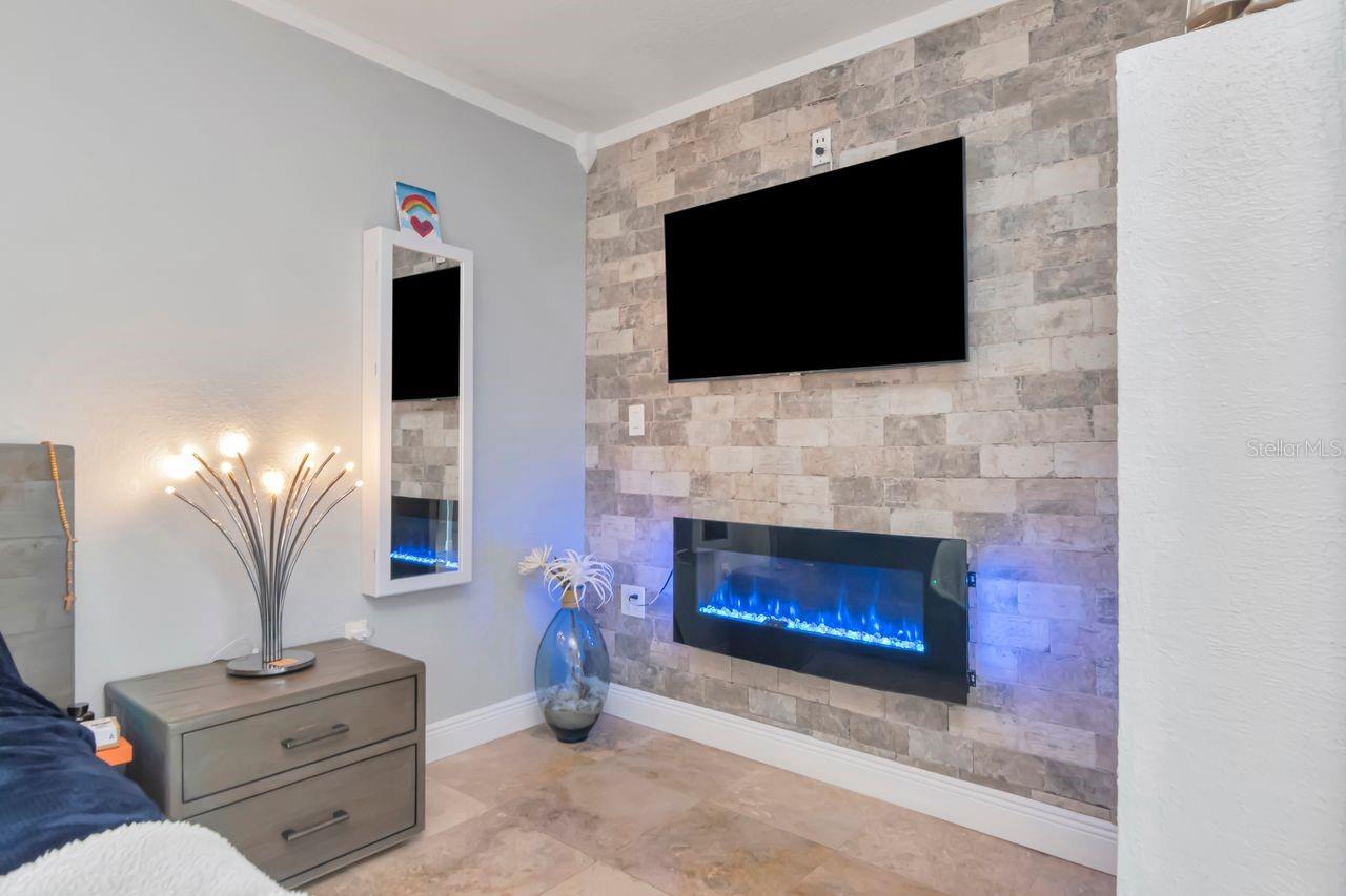 THE MARINA CLUB OF TAMPA A CON - Residential