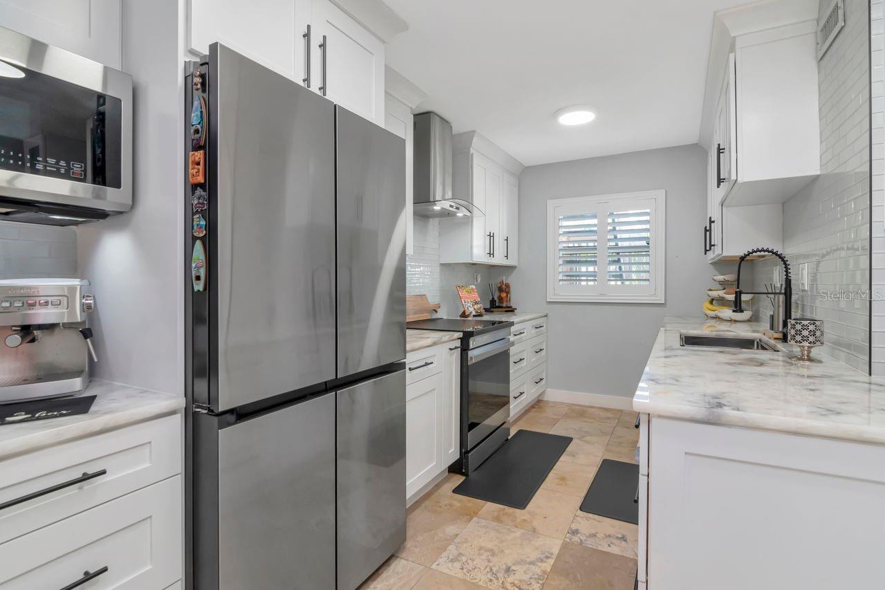 THE MARINA CLUB OF TAMPA A CON - Residential