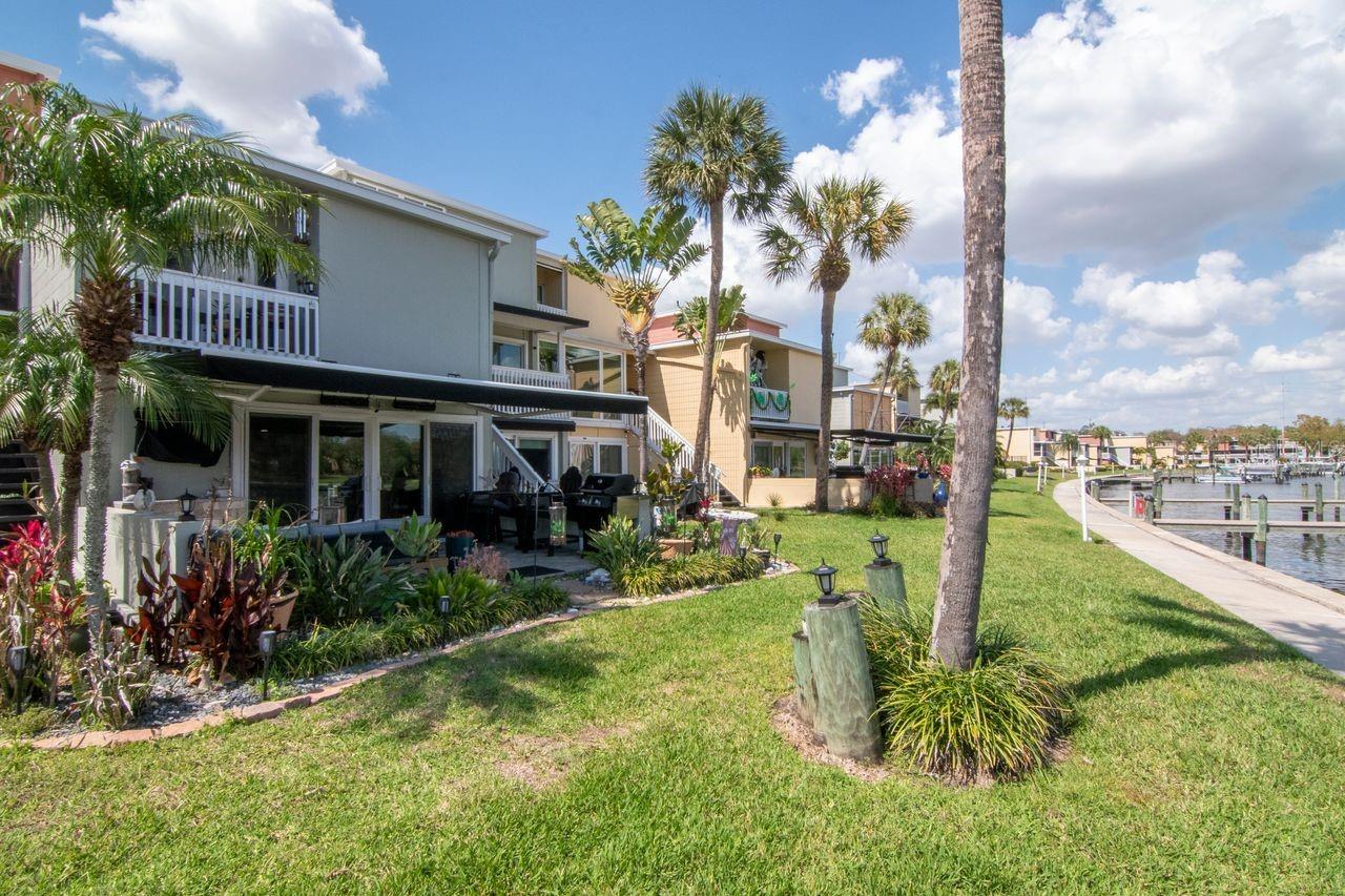 THE MARINA CLUB OF TAMPA A CON - Residential