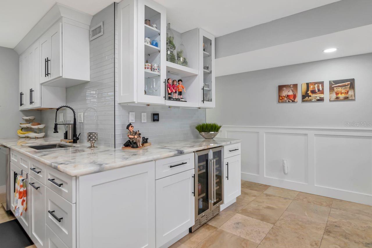 THE MARINA CLUB OF TAMPA A CON - Residential