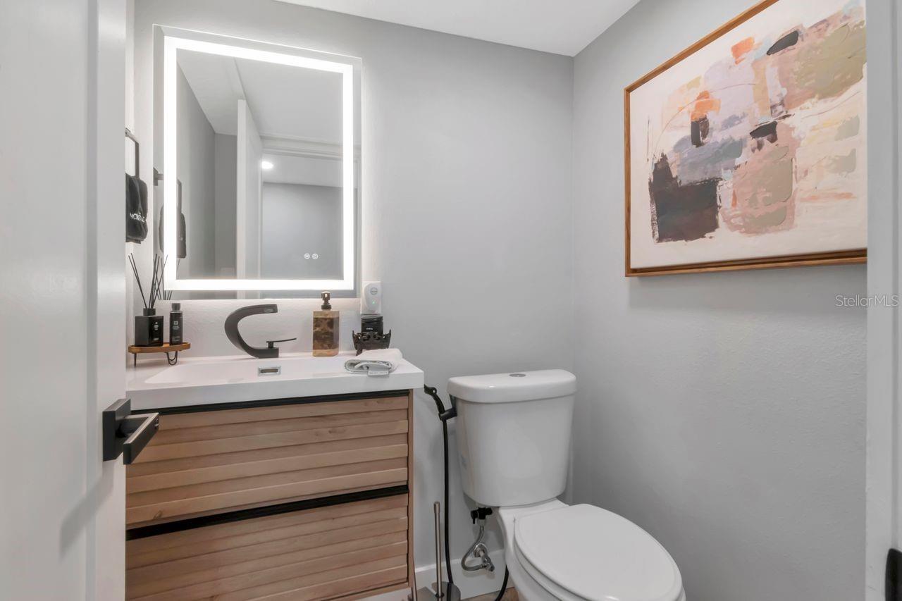 THE MARINA CLUB OF TAMPA A CON - Residential