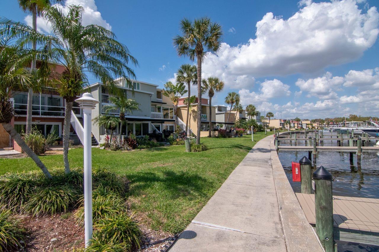 THE MARINA CLUB OF TAMPA A CON - Residential