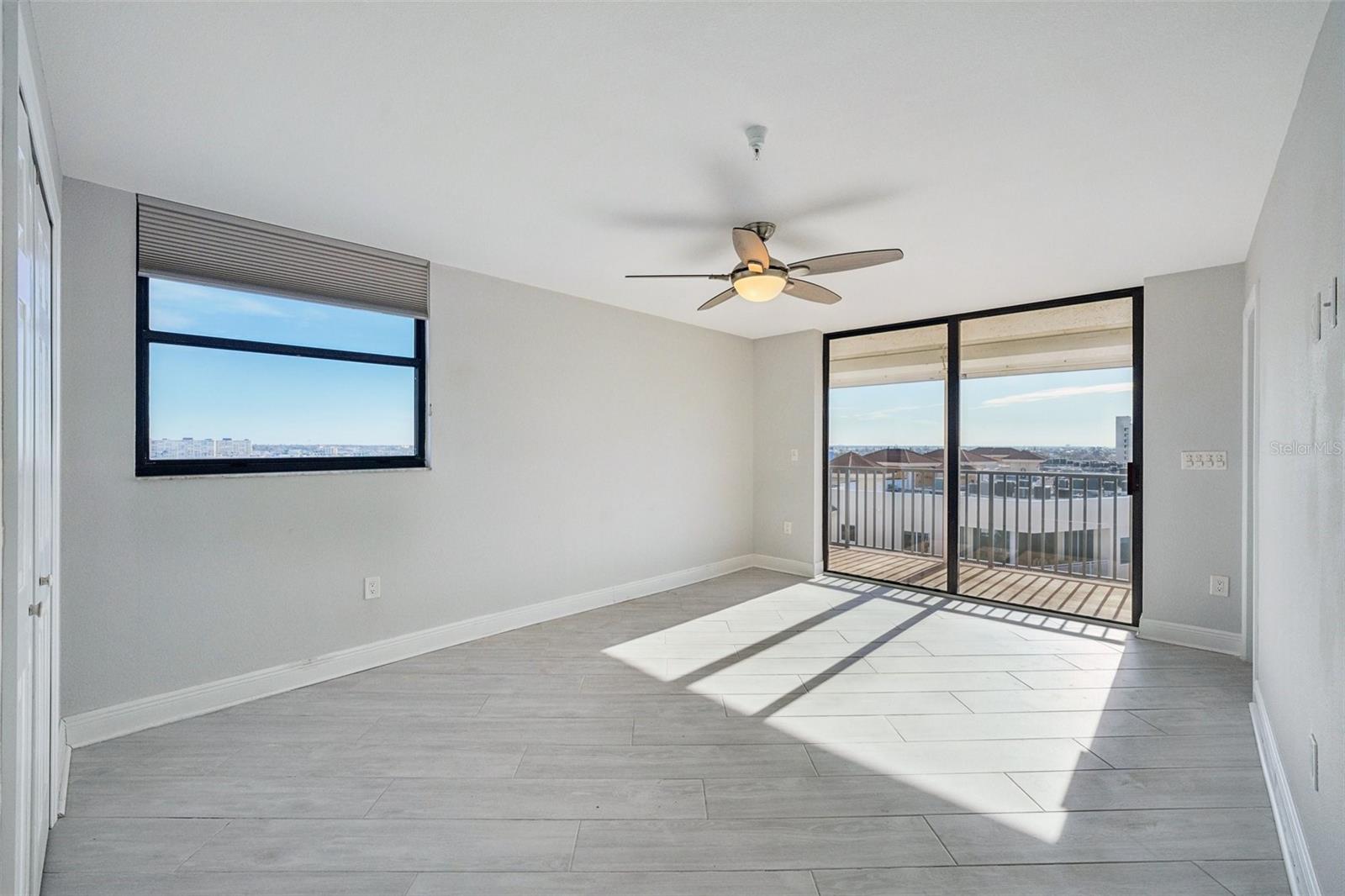 MADEIRA TOWERS CONDO - Residential