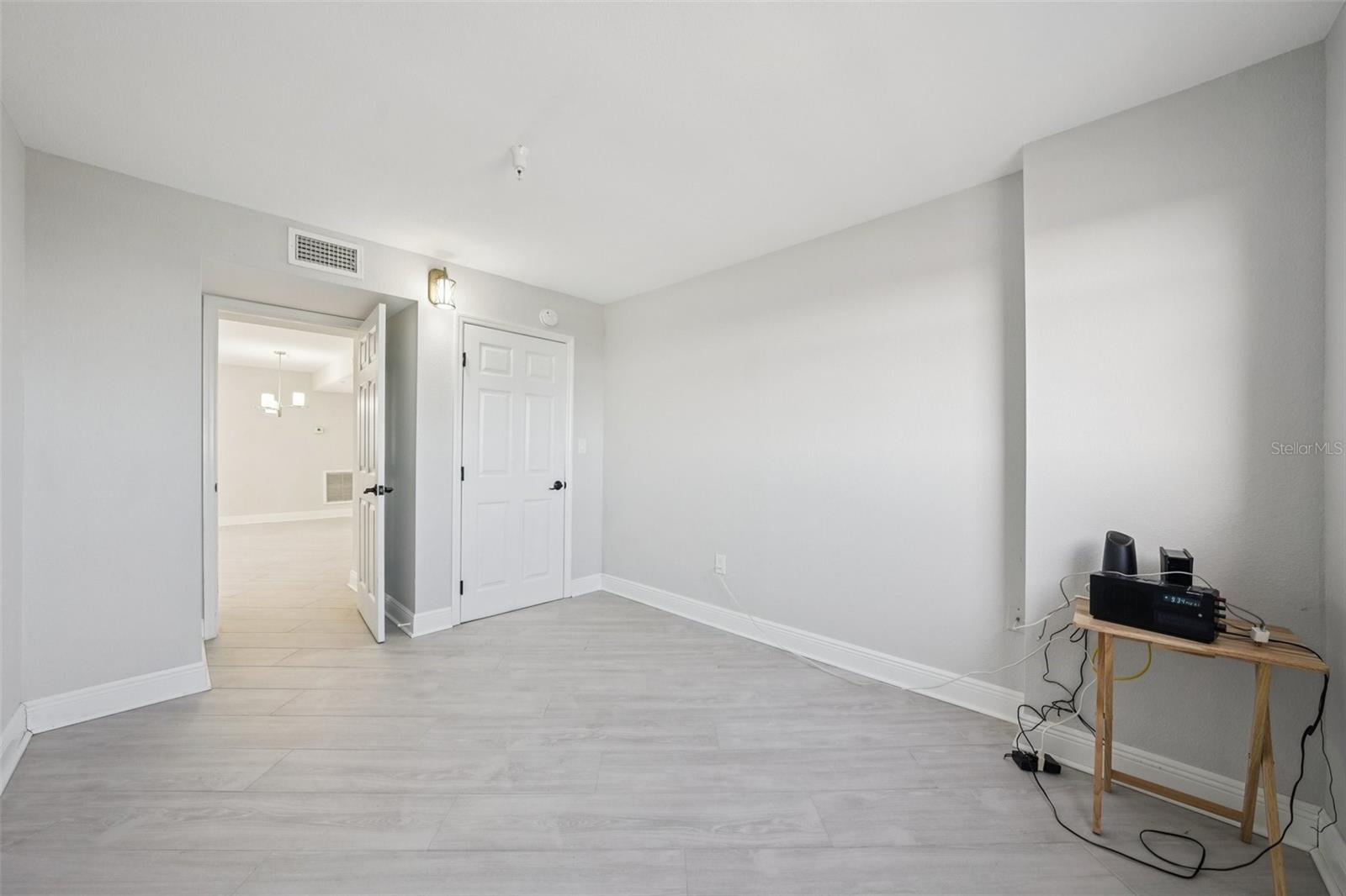 MADEIRA TOWERS CONDO - Residential