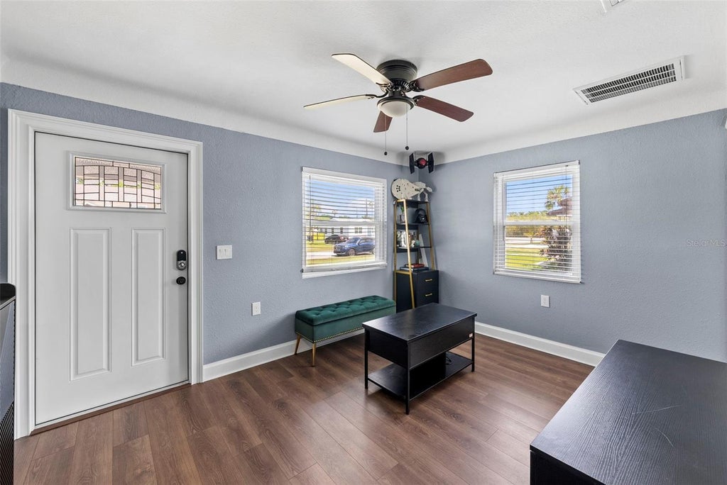 Photo of 824 61st Avenue NE, St Petersburg, FL 33703 (MLS # TB8557583)