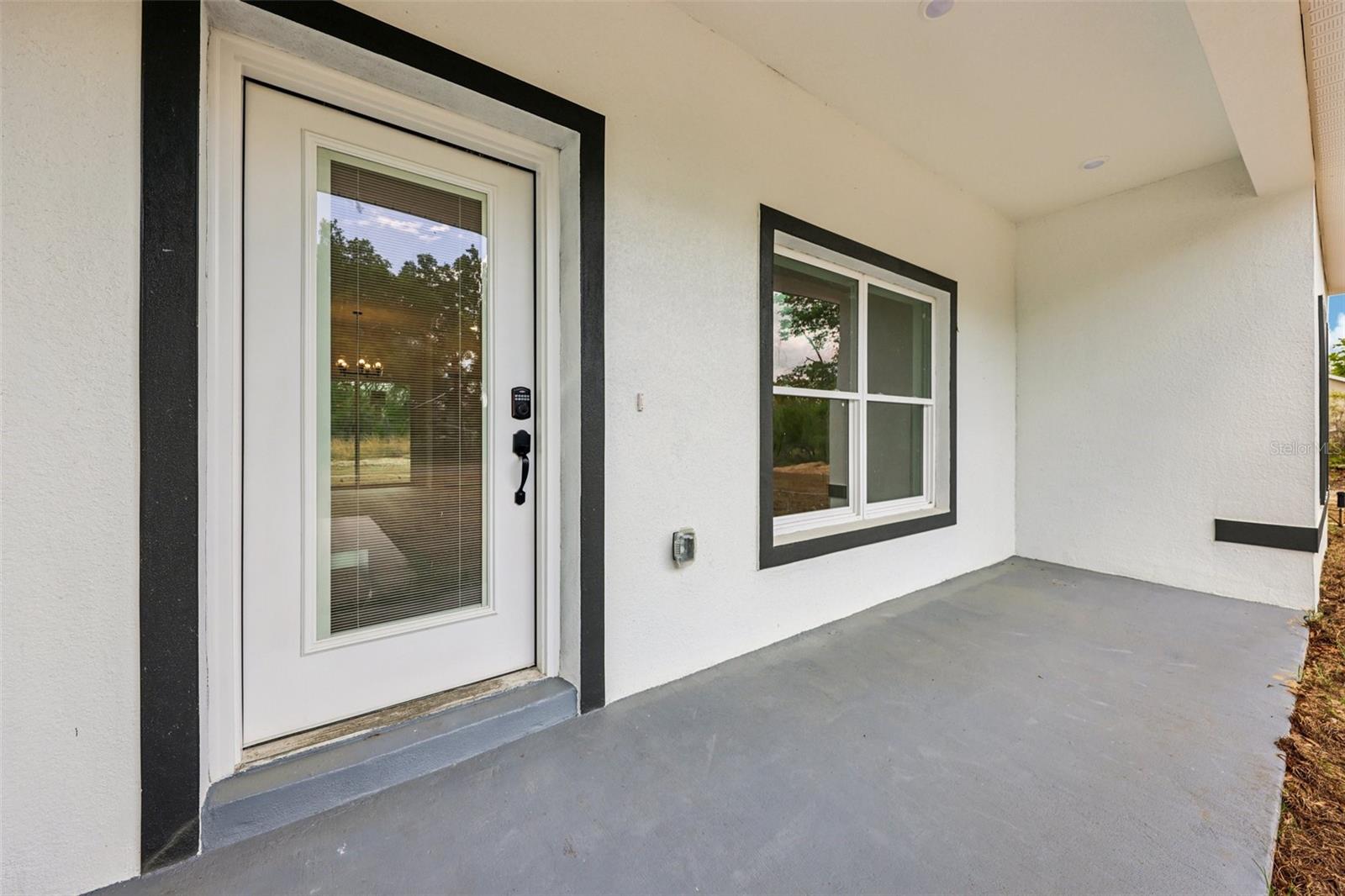 SILVER SPRINGS SHORES - Residential