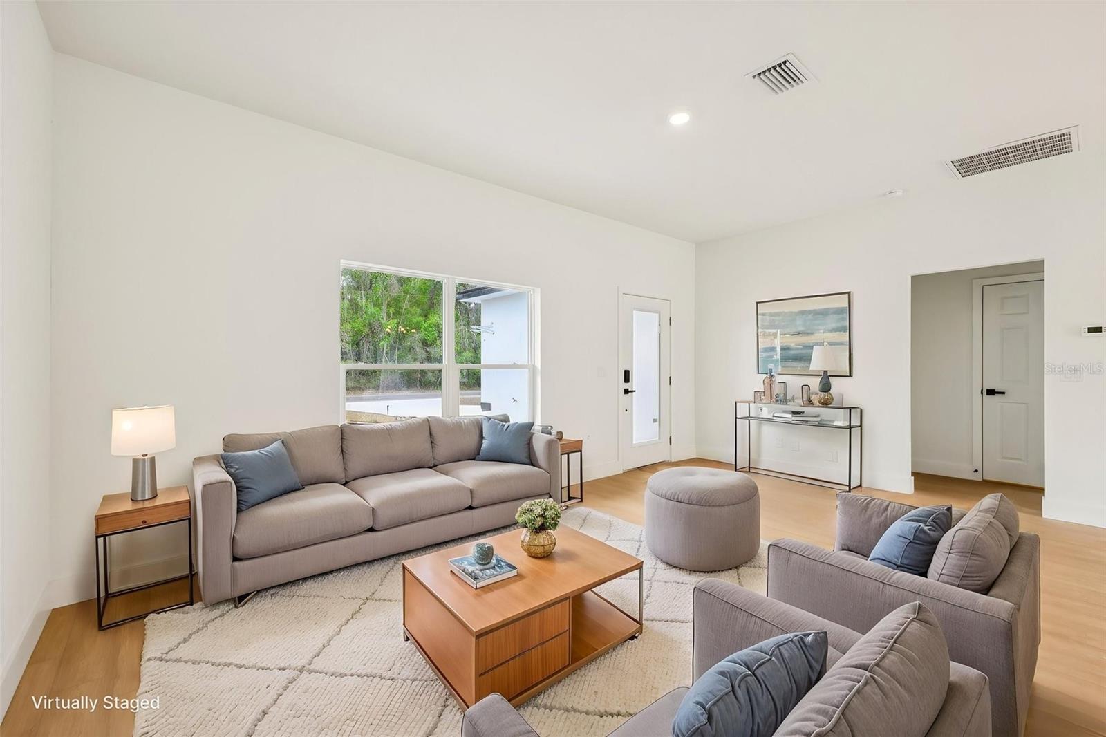 SILVER SPRINGS SHORES - Residential