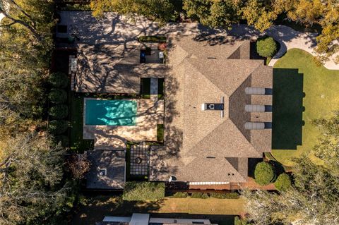 A home in WINTER PARK