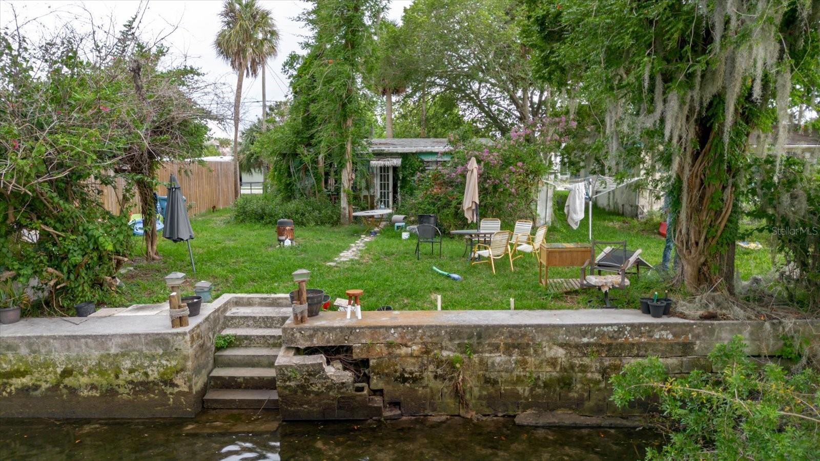 5323 CIRCLE DRIVE