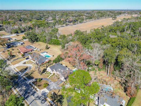 Tiny photo for 2627 SE 14th Street, Ocala, FL 34471 (MLS # OM717662)