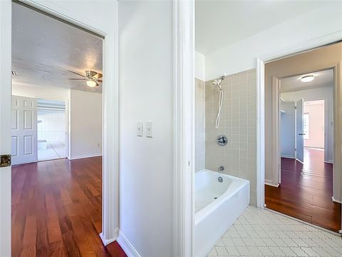 Tiny photo for 2627 SE 14th Street, Ocala, FL 34471 (MLS # OM717662)