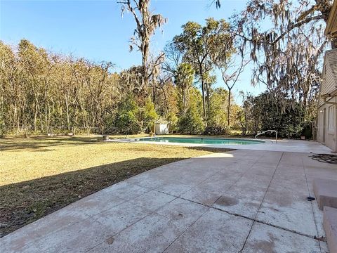 Tiny photo for 2627 SE 14th Street, Ocala, FL 34471 (MLS # OM717662)