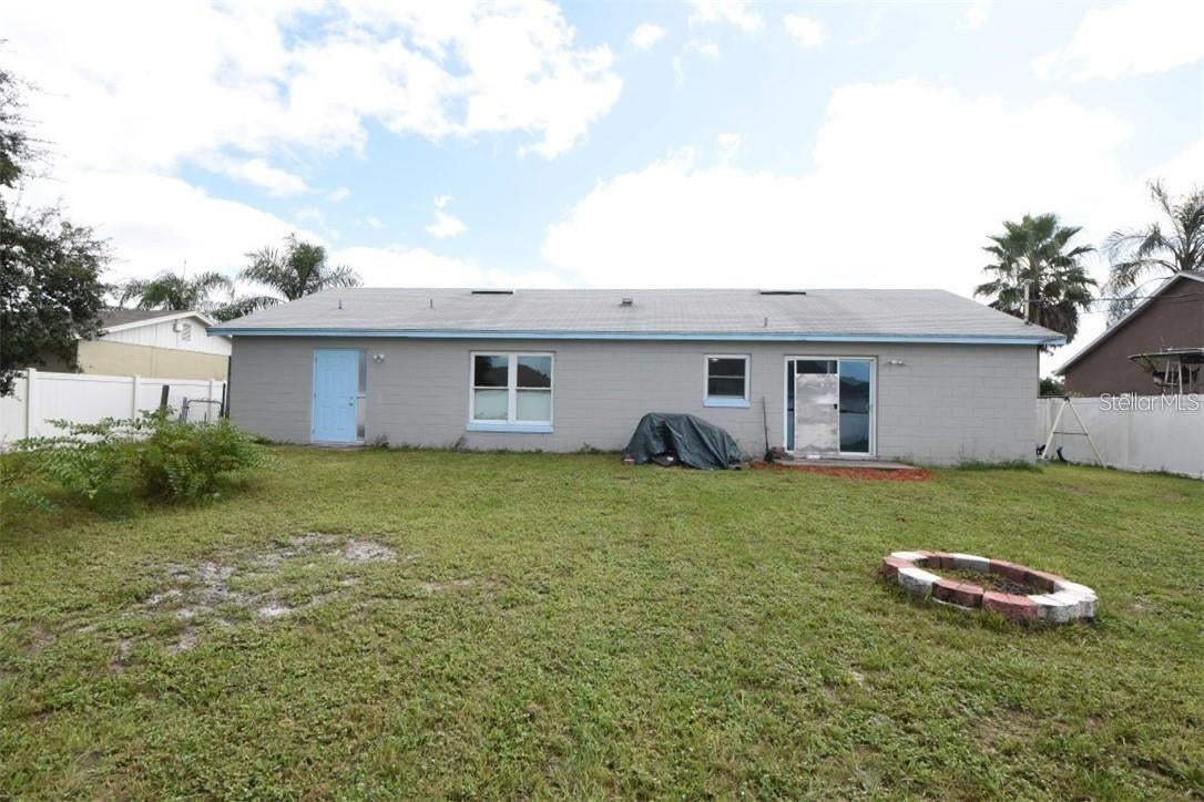 2924 GIMLET DRIVE