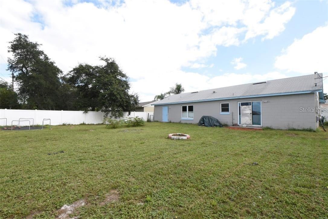 2924 GIMLET DRIVE