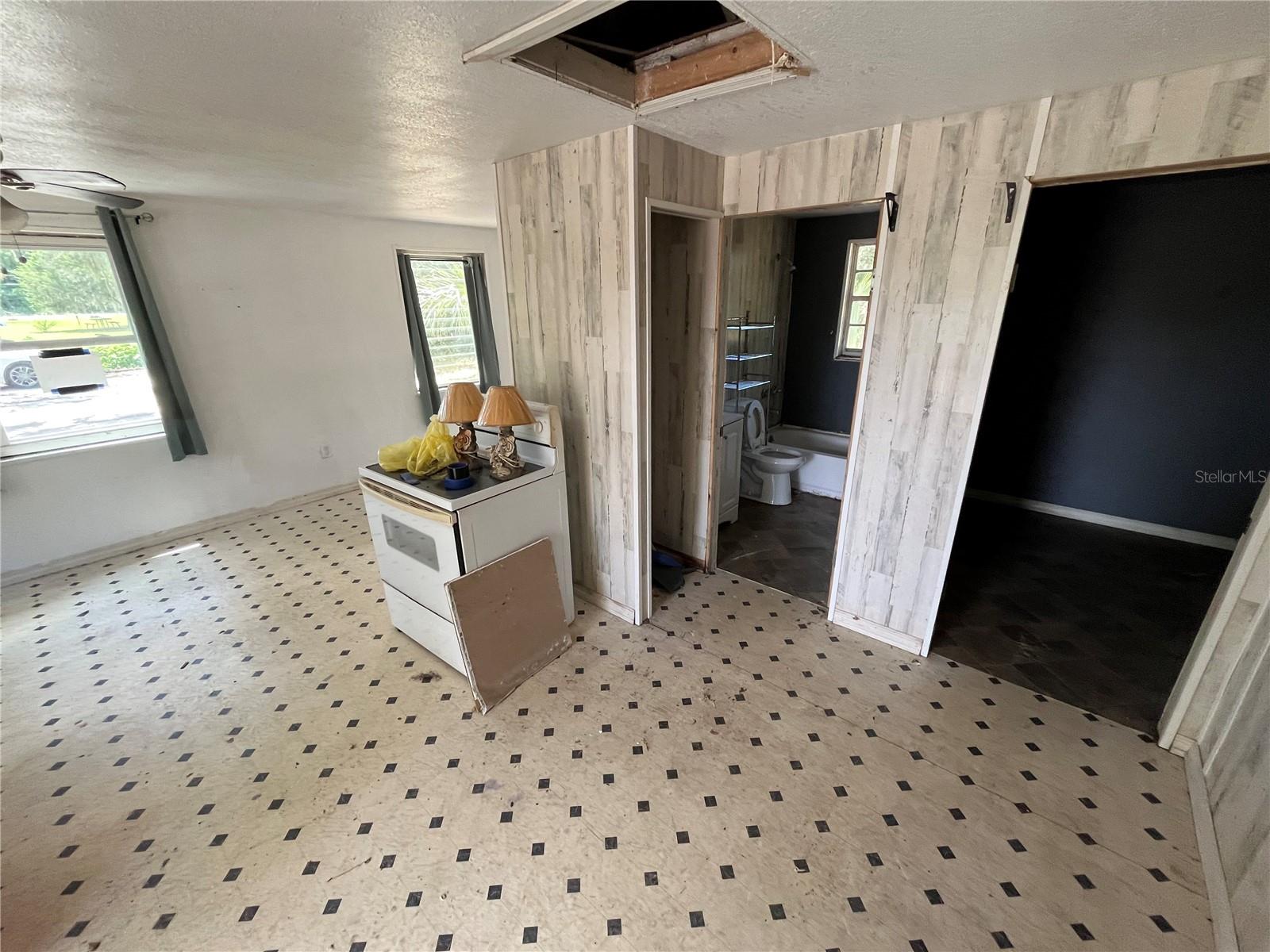 KNIGHTS ADD - Residential